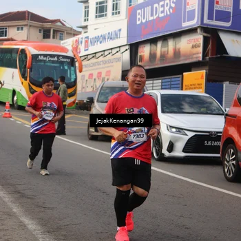 Runner Photo 6009737