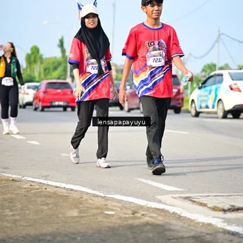 Runner Photo 6009747
