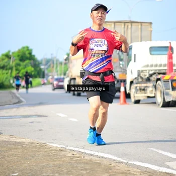 Runner Photo 6009796