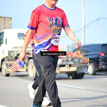 Runner Photo 6009798