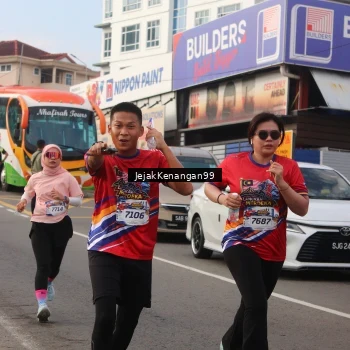 Runner Photo 6009801