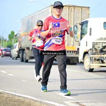 Runner Photo 6009803