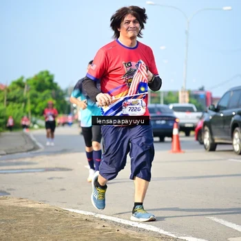 Runner Photo 6009809