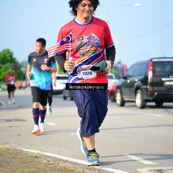Runner Photo 6009825