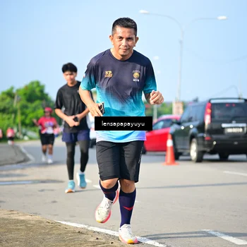 Runner Photo 6009829