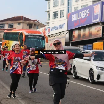 Runner Photo 6009836