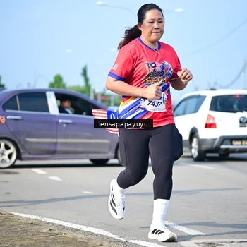 Runner Photo 6009846