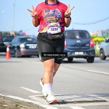 Runner Photo 6009852