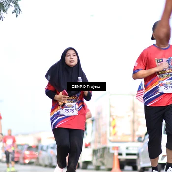 Runner Photo 6009865