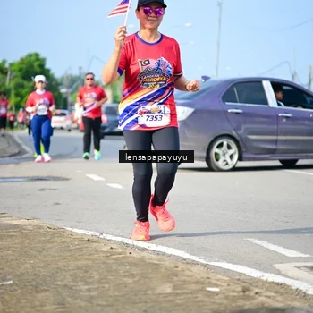 Runner Photo 6009866