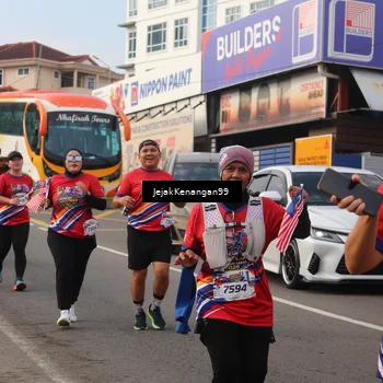 Runner Photo 6009867
