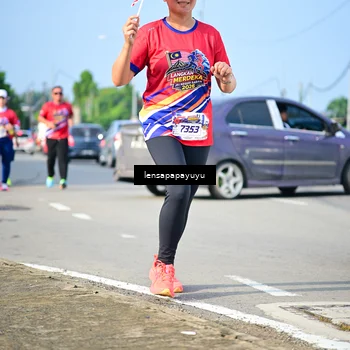 Runner Photo 6009876
