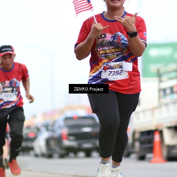 Runner Photo 6009877