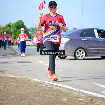 Runner Photo 6009879