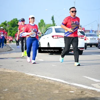 Runner Photo 6009886