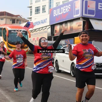 Runner Photo 6009888