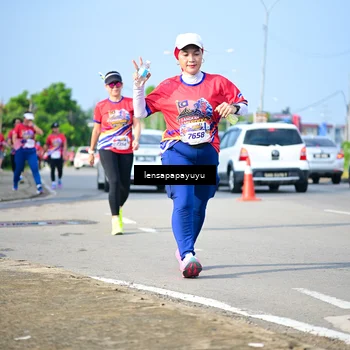 Runner Photo 6009889