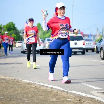 Runner Photo 6009896