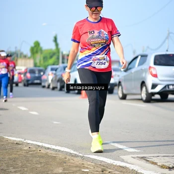 Runner Photo 6009906