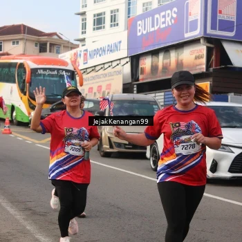 Runner Photo 6009912