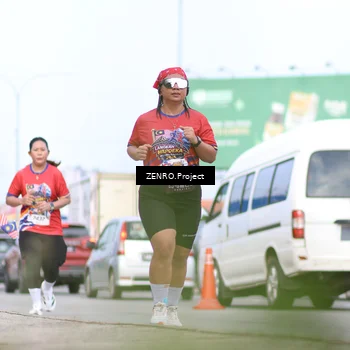 Runner Photo 6009914