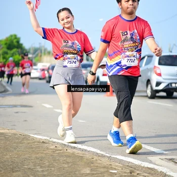 Runner Photo 6009933