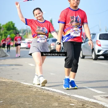Runner Photo 6009934