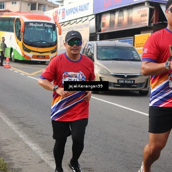Runner Photo 6009940