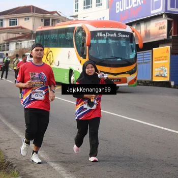 Runner Photo 6009968