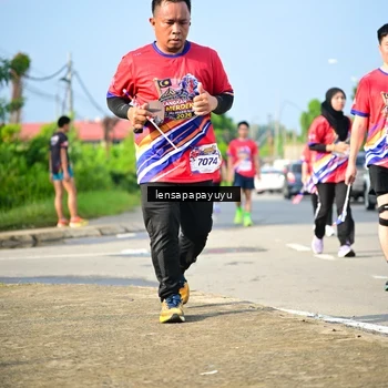 Runner Photo 6009977