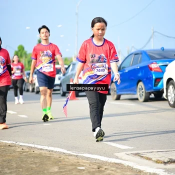 Runner Photo 6009986