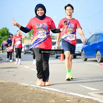 Runner Photo 6009989
