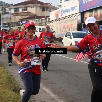 Runner Photo 6010004