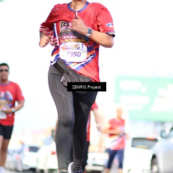 Runner Photo 6010005