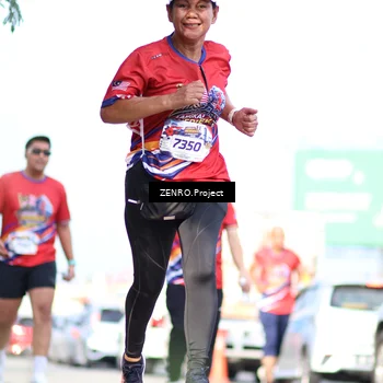 Runner Photo 6010010