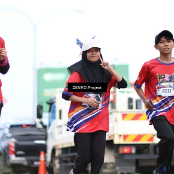 Runner Photo 6010020