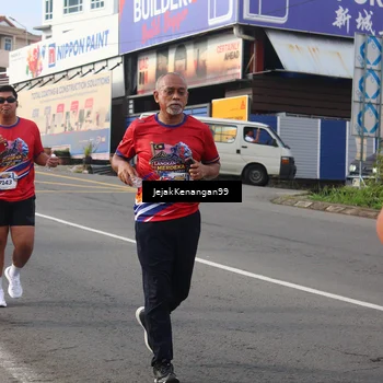 Runner Photo 6010027