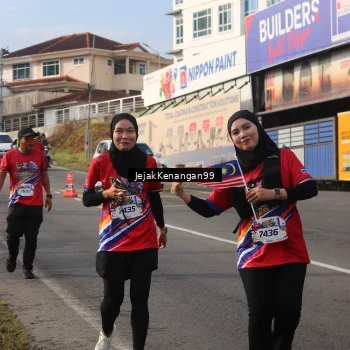 Runner Photo 6010037