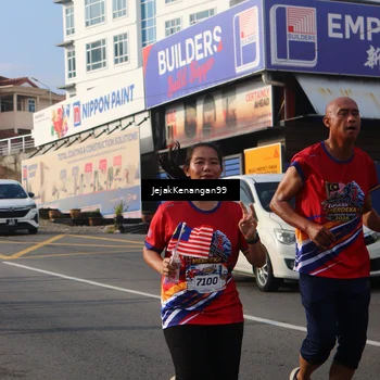 Runner Photo 6010075