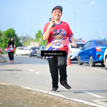 Runner Photo 6010076