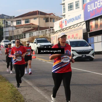 Runner Photo 6010079