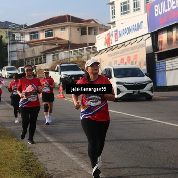 Runner Photo 6010081