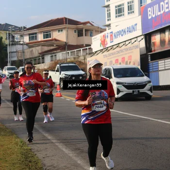 Runner Photo 6010082