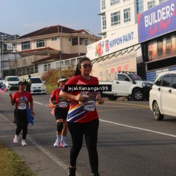 Runner Photo 6010096