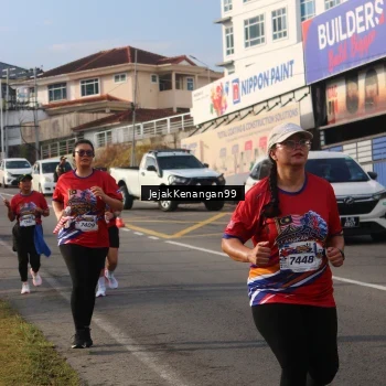 Runner Photo 6010098