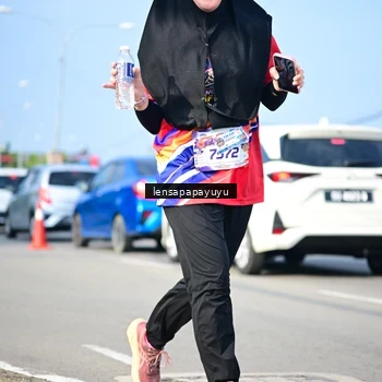 Runner Photo 6010099