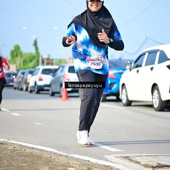 Runner Photo 6010104