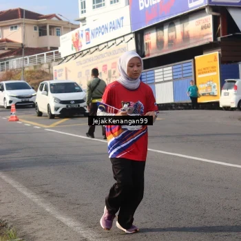 Runner Photo 6010113