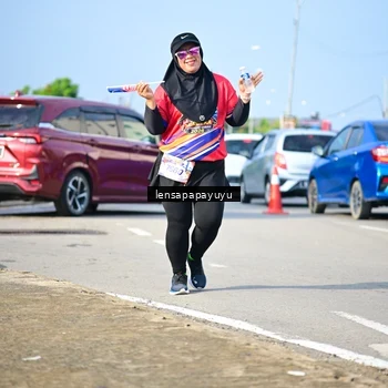 Runner Photo 6010121