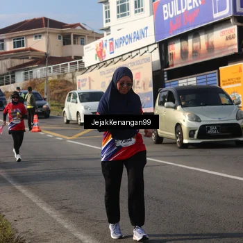 Runner Photo 6010179